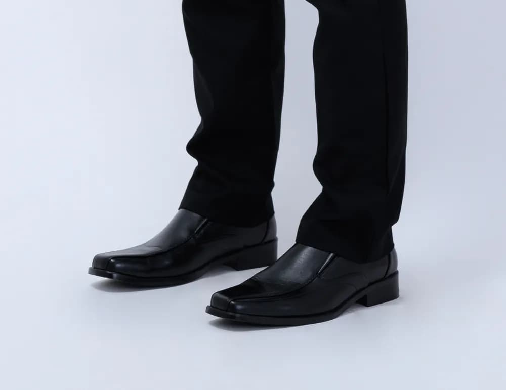 รองเท้าคัทชูนิสิต/นักศึกษาชาย